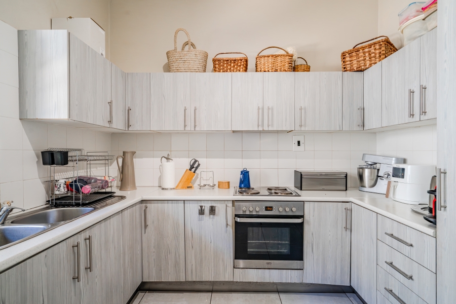 3 Bedroom Property for Sale in Oranjezicht Western Cape